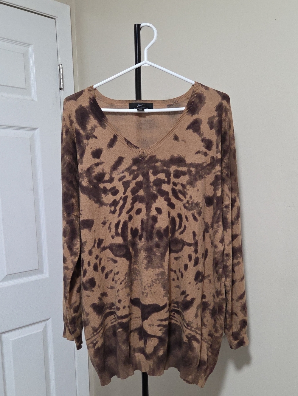 Nina Leonard Brown Leopard-Print V-Neck Women's Sweater